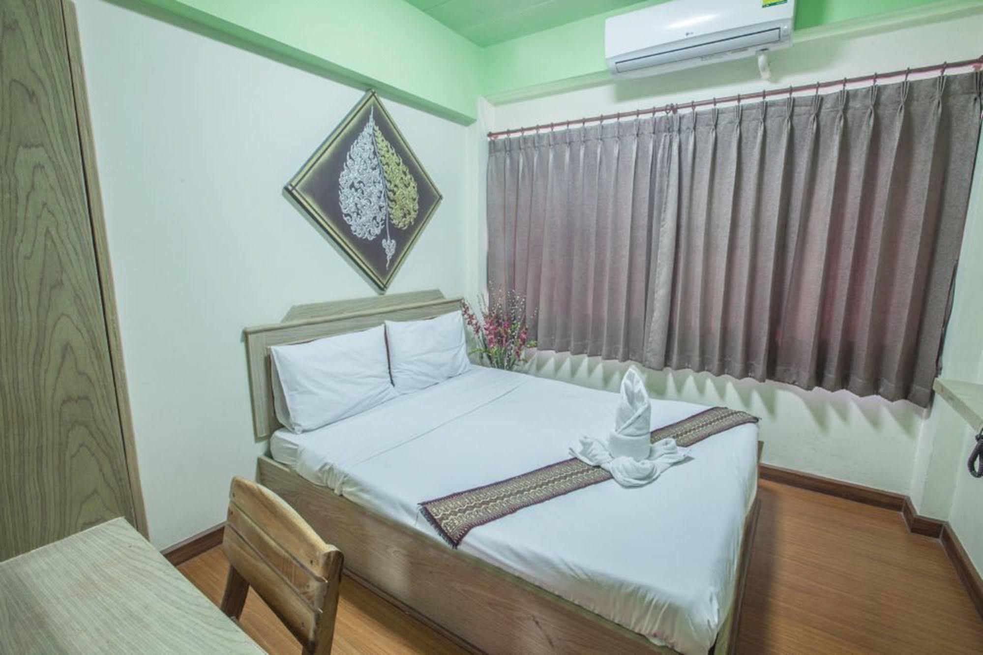 Home Place Hotel Чиангмай Екстериор снимка