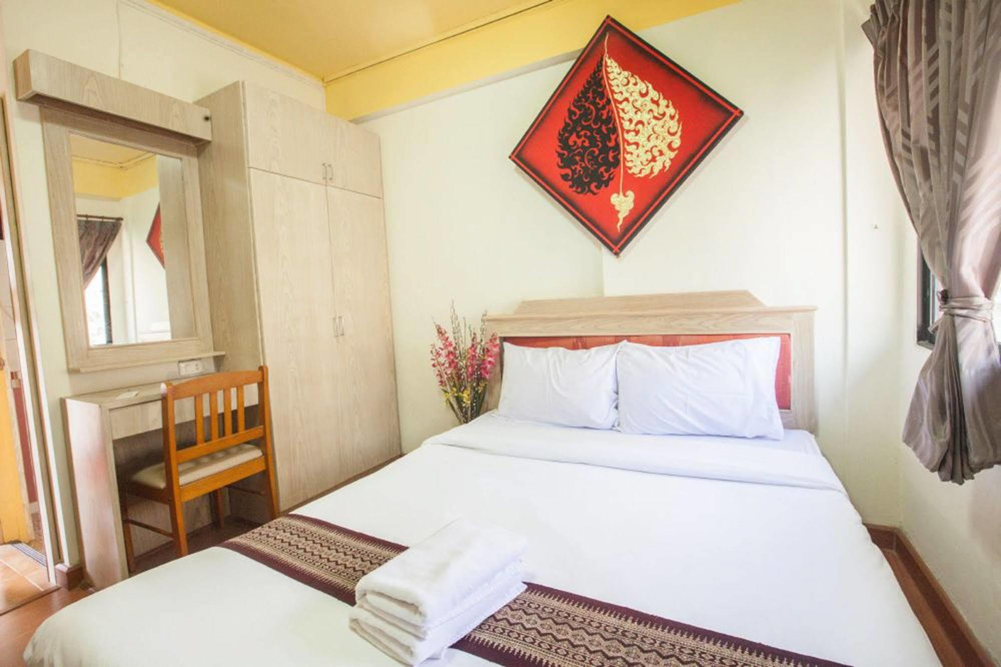 Home Place Hotel Чиангмай Екстериор снимка
